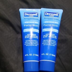 Dermasil Labs Acne Prone Skin Facial Wash 4 fl oz. Hypo Allergenic Oil Free x2